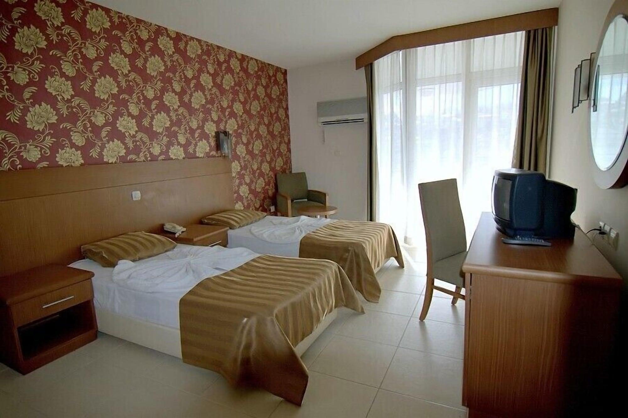 Surtel Hotel Kusadası Exterior foto