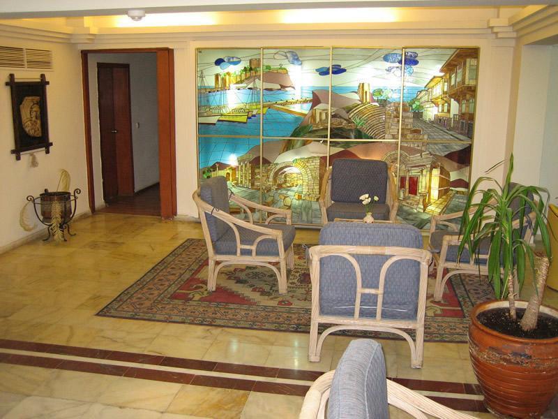 Surtel Hotel Kusadası Exterior foto