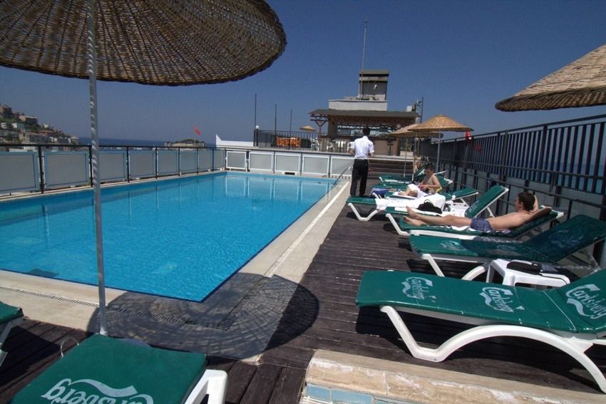 Surtel Hotel Kusadası Exterior foto