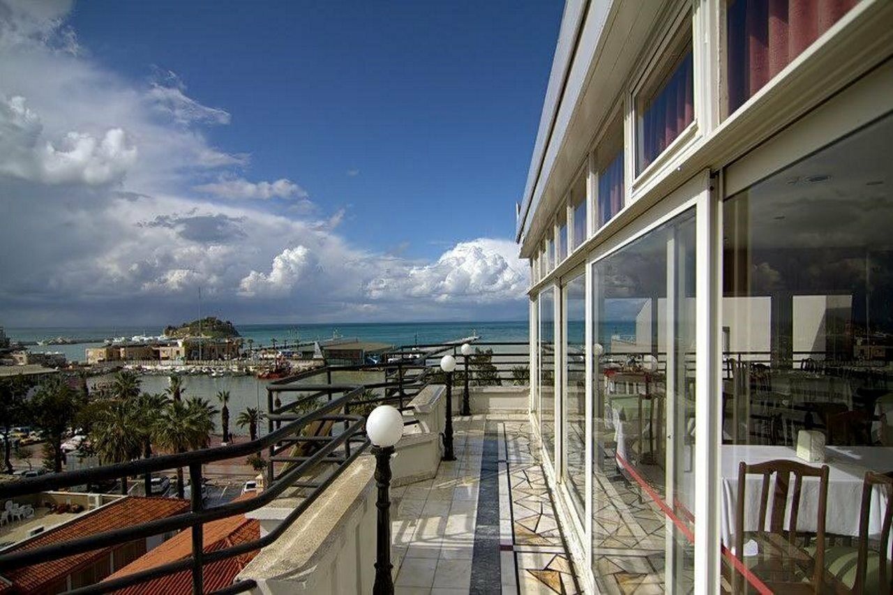 Surtel Hotel Kusadası Exterior foto
