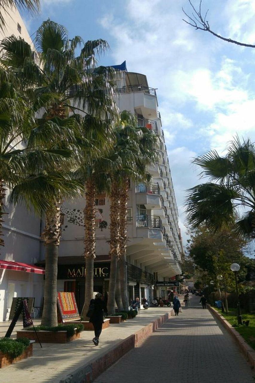 Surtel Hotel Kusadası Exterior foto